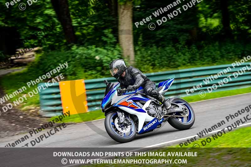 cadwell no limits trackday;cadwell park;cadwell park photographs;cadwell trackday photographs;enduro digital images;event digital images;eventdigitalimages;no limits trackdays;peter wileman photography;racing digital images;trackday digital images;trackday photos